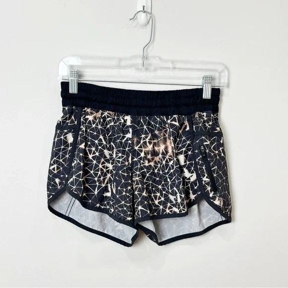 Lululemon Tracker Short Star Crushed Black Running Outdoor Gym Workout - Picture 3 of 7